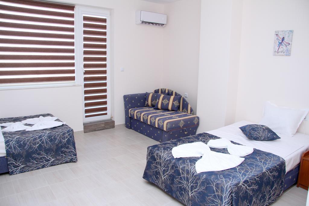 Capuccino Guest Apartments - Free Parking And Wi-Fi Sluneční pobřeží Exteriér fotografie
