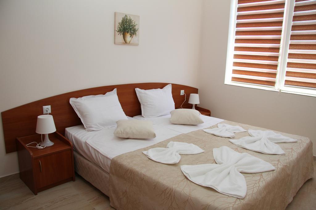 Capuccino Guest Apartments - Free Parking And Wi-Fi Sluneční pobřeží Exteriér fotografie