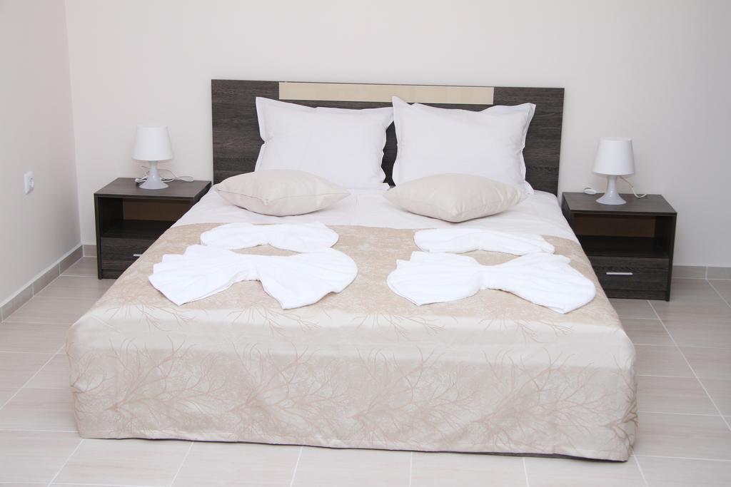 Capuccino Guest Apartments - Free Parking And Wi-Fi Sluneční pobřeží Exteriér fotografie