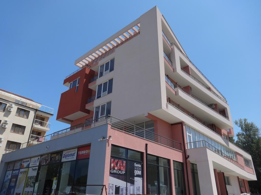 Capuccino Guest Apartments - Free Parking And Wi-Fi Sluneční pobřeží Exteriér fotografie
