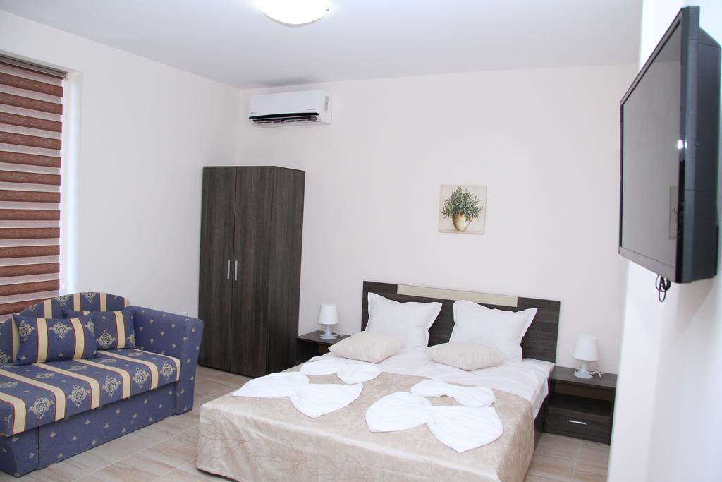 Capuccino Guest Apartments - Free Parking And Wi-Fi Sluneční pobřeží Exteriér fotografie