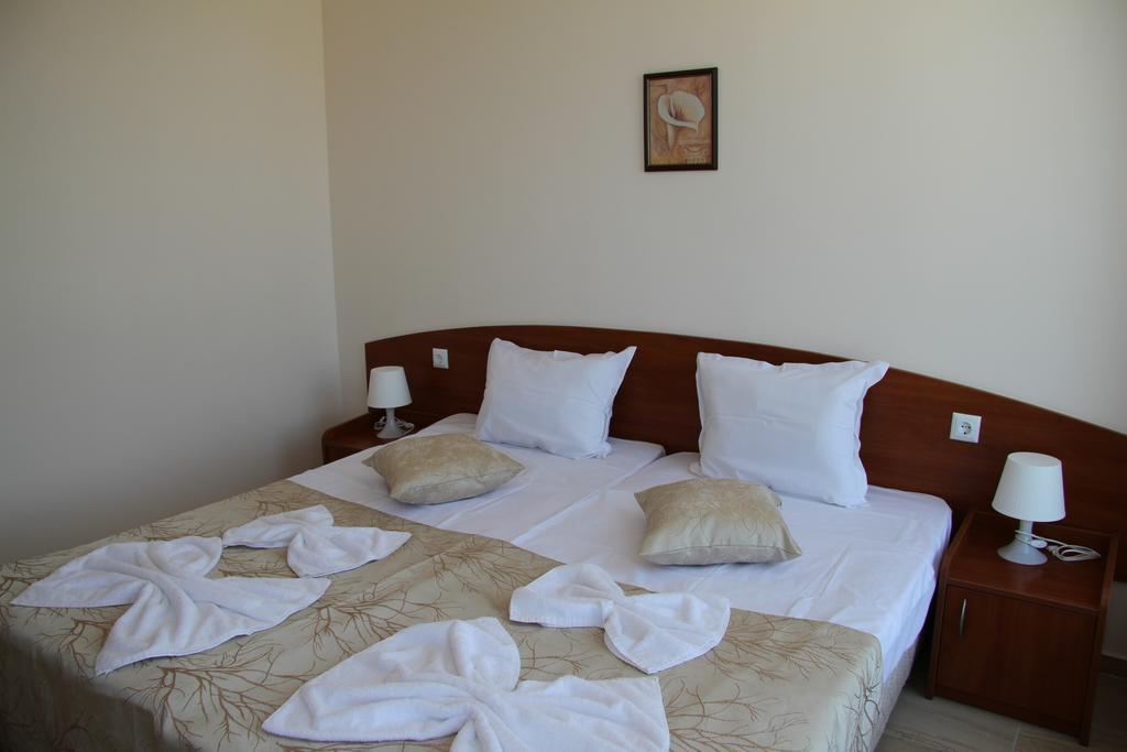 Capuccino Guest Apartments - Free Parking And Wi-Fi Sluneční pobřeží Exteriér fotografie