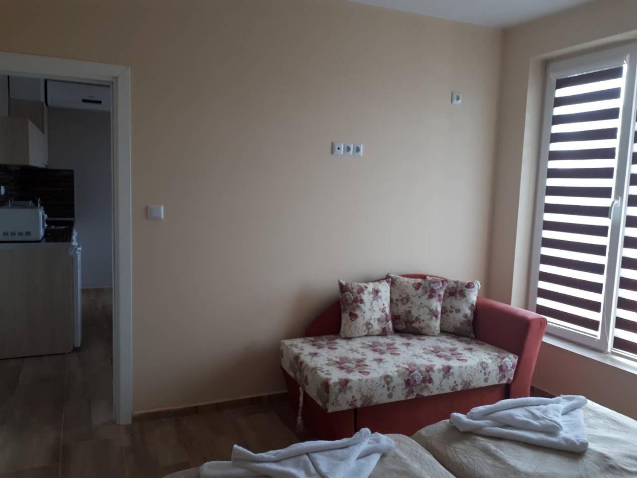 Capuccino Guest Apartments - Free Parking And Wi-Fi Sluneční pobřeží Exteriér fotografie